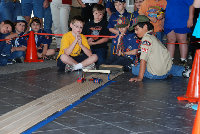 2010-Pack409-Blue-n-Gold - 016.jpg